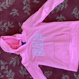 GAP sweatshirt